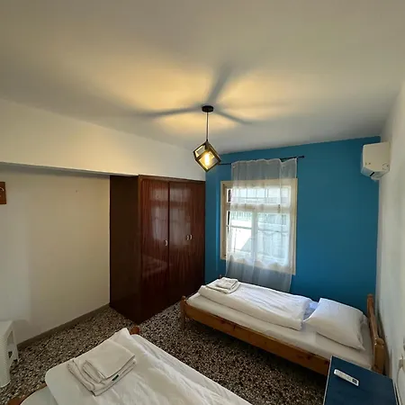 Family With 2 Bedrooms To The Center *